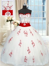 Pure White With Red Appliques Brand New Quinceanera C'est Quoi Spanish