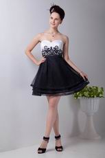 Side Zip A-line Black Sweet 16 Prom Dresses With Applique