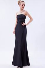 Inexpensive Strapless Black Taffeta Woman In Evening Gown