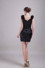 Ruffled V Neckline Sheath Mini Black Short Evening Dresses