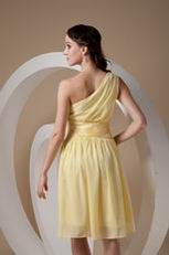 One Shoulder Knee-length Daffodil Chiffon Bridesmaid Dress