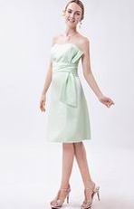 Wholesale Pale Green Beach Party Bridesmaid Dresses