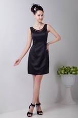 Simple Jewel Black Short Bridesmaid For Girls Wear