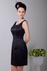 Simple Jewel Black Short Bridesmaid For Girls Wear