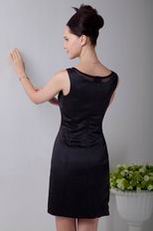 Simple Jewel Black Short Bridesmaid For Girls Wear