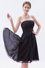 Strapless Knee Length Black Beach Bridesmaid Dress
