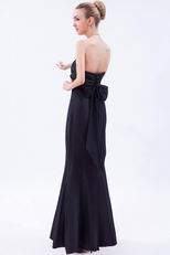 Inexpensive Strapless Black Taffeta Girls In Bridesmaid Dress