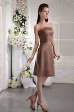 Strapless Knee-length Chocolate Bowknot Bridesmaid Dress