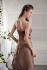 Strapless Knee-length Chocolate Bowknot Bridesmaid Dress