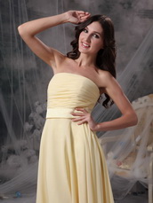 Strapless Knee-length Light Yellow Chiffon Bridesmaid Dress lovely