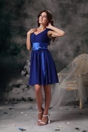 V-neck Mini-length Royal Blue Chiffon Bridesmaid Dress lovely