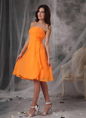 Sunrise Orange Strapless Knee-length Bridesmaid Dress Junior lovely