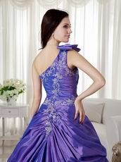 One Shoulder Embroidery Decorate Quinceanera Dress Customized