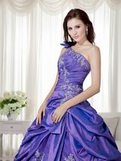 One Shoulder Embroidery Decorate Quinceanera Dress Customized