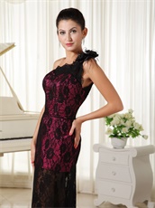 Left Single Strap Feather Decorate Black Lace Evening Gowns With Half Lining