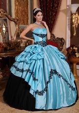 Light Sky Blue Quinceanera Dress With Black Applique