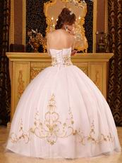 Fitted White Ancient Palace Ball Dress With Gold Embroidery