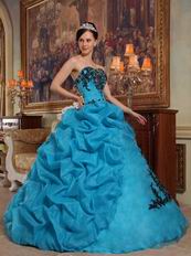 Sweetheart Neckline Teal Quinceanera Dress With Black Applique