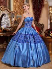 Royal Blue Embroidery Quinceanera Dress To Girl