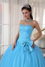 Young Girls Wear Aqua Quinceanera Dress With Bowknot Design