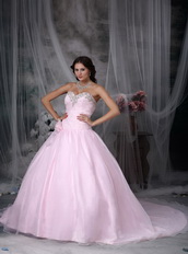 Fashionbale Sweetheart Pink Bridal Gown With Chapel Train Low Price