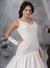 Exquisite Straps Wedding Bridal Dress With Beading Low Price