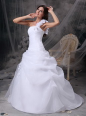 One Shoulder White Wedding Dress With Handmade Flowers Low Price