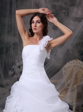 One Shoulder White Wedding Dress With Handmade Flowers Low Price