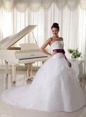 Organza Beautiful Puffy Skirt Weding Dress With Magenta Sash Low Price