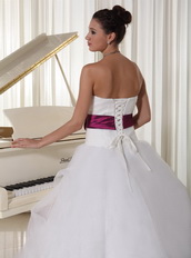 Organza Beautiful Puffy Skirt Weding Dress With Magenta Sash Low Price