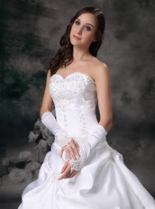 Sweetheart Beautiful Embroidery White Wedding Dress Puffy Low Price