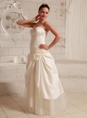 Fashionable A-line Taffeta Ivory Wedding Dress Floor Length Low Price