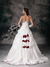 White Sweetheart Bridal Wedding Dress With Wine Red Embroidery Low Price