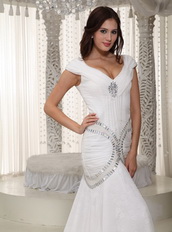 Sexy Mermaid V-neck Petite Wedding Dress With Rhinestone Low Price