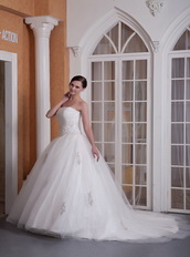 Embroidery Strapless Chapel Train Puffy Wedding Gowns Bridal Low Price