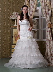 Lace Fashionable Ruffled Layers Discount Wedding Dress For Sale Low Price