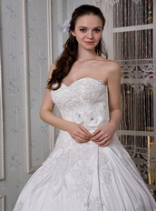 Handmade Flowers Decorate Wedding Dress Cheap Price Online Low Price