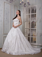 Handmade Flowers Decorate Wedding Dress Cheap Price Online Low Price