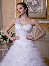 One Shoulder Puffy Affordable Bridal Dress Sample Sale Low Price