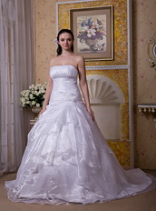 Simple Strapless A-line White Organza Wedding Dress For You Low Price