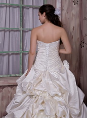 Gorgeous Strapless Chapel Train Off White Western Wedding Dress Low Price