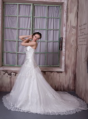 Gorgeous Strapless Taffeta and Lace Appliques Wedding Dress Chapel Train Low Price
