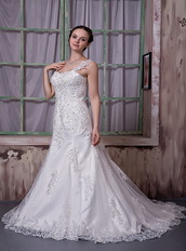 Luxurious Wide Straps Appliques Wedding Dress With Beads Emberllish Low Price