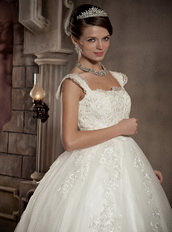 Modest Ball Gown Square Wide Straps Chapel Train Lace Bridal Gowns Low Price