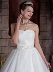 Best Seller Sweetheart Chapel Train Feathers Western Wedding Gown Puffy Low Price