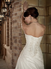 Ivory Strapless A-line Silhouette Wedding Dress Floor Length Style Low Price