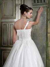 One Shoulder Floor Length Skirt Beautiful Wedding Dress With Feather Low Price