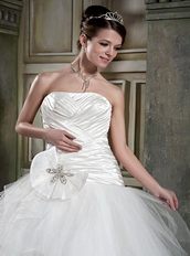 Popular Strapless Taffeta Bodice Bridal Dress With Puffy Skirt Low Price