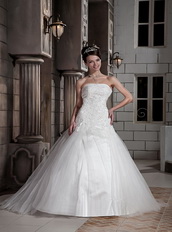 Fashionable Strapless Puffy Skirt Ivory Wedding Ball Gown Romantic Low Price