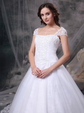 Pretty Square Neck White Organza Wedding Dress With Lace Low Price